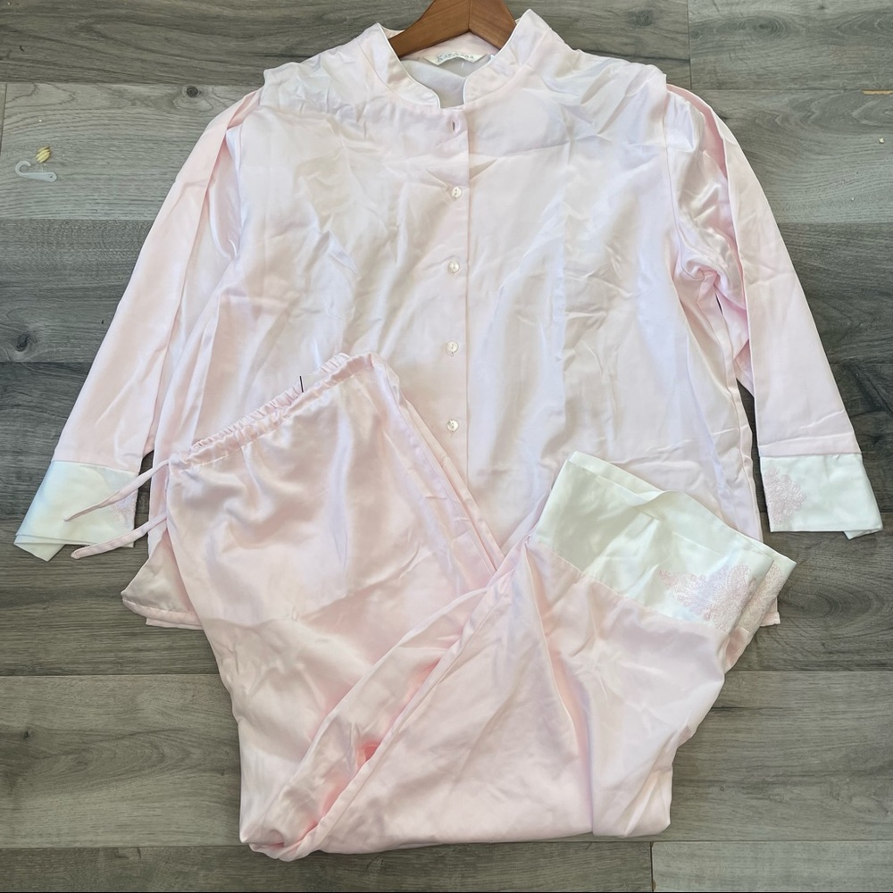 Kay Anna Set of Pink Satin Sleep Shirt and Cropped Pants Set Cotton Blend Sz: XL